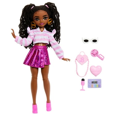 Barbie Dream Besties Barbie Brooklyn Doll & Accessories, Posable Fashion Doll & Themed Pieces