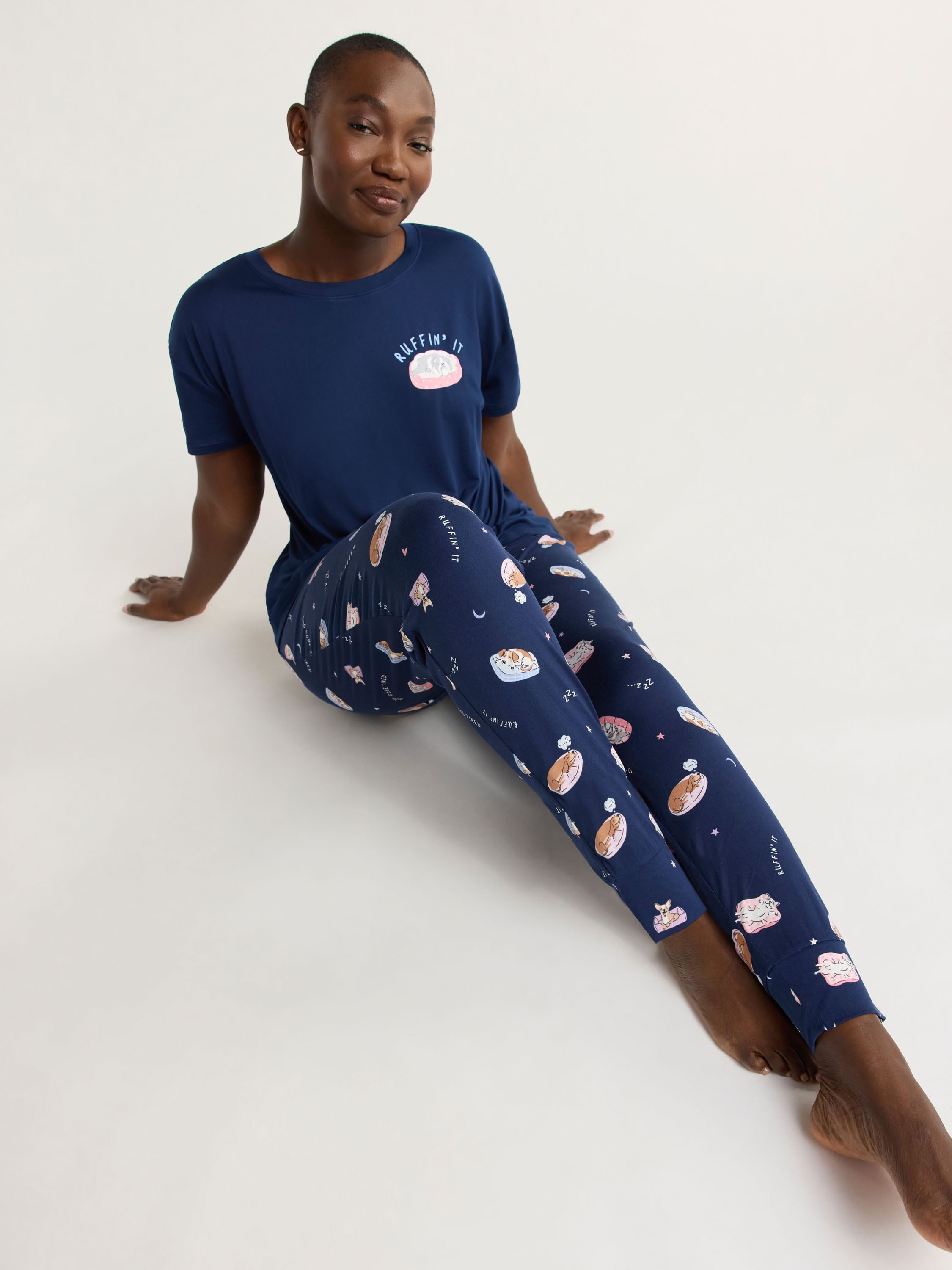 Joyspun Women's and Women’s Plus Sleep Tee and Joggers Pajama Set, 2-Piece, Sizes XS to 3X