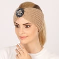 thumbnail image 3 of Qarigey Elegante diadema femenina con joya que añade un toque de glamour a cualquier conjunto. Calentador de orejas y cabeza ligero. Accesorio para el cabello Bronceado suave, 3 of 6