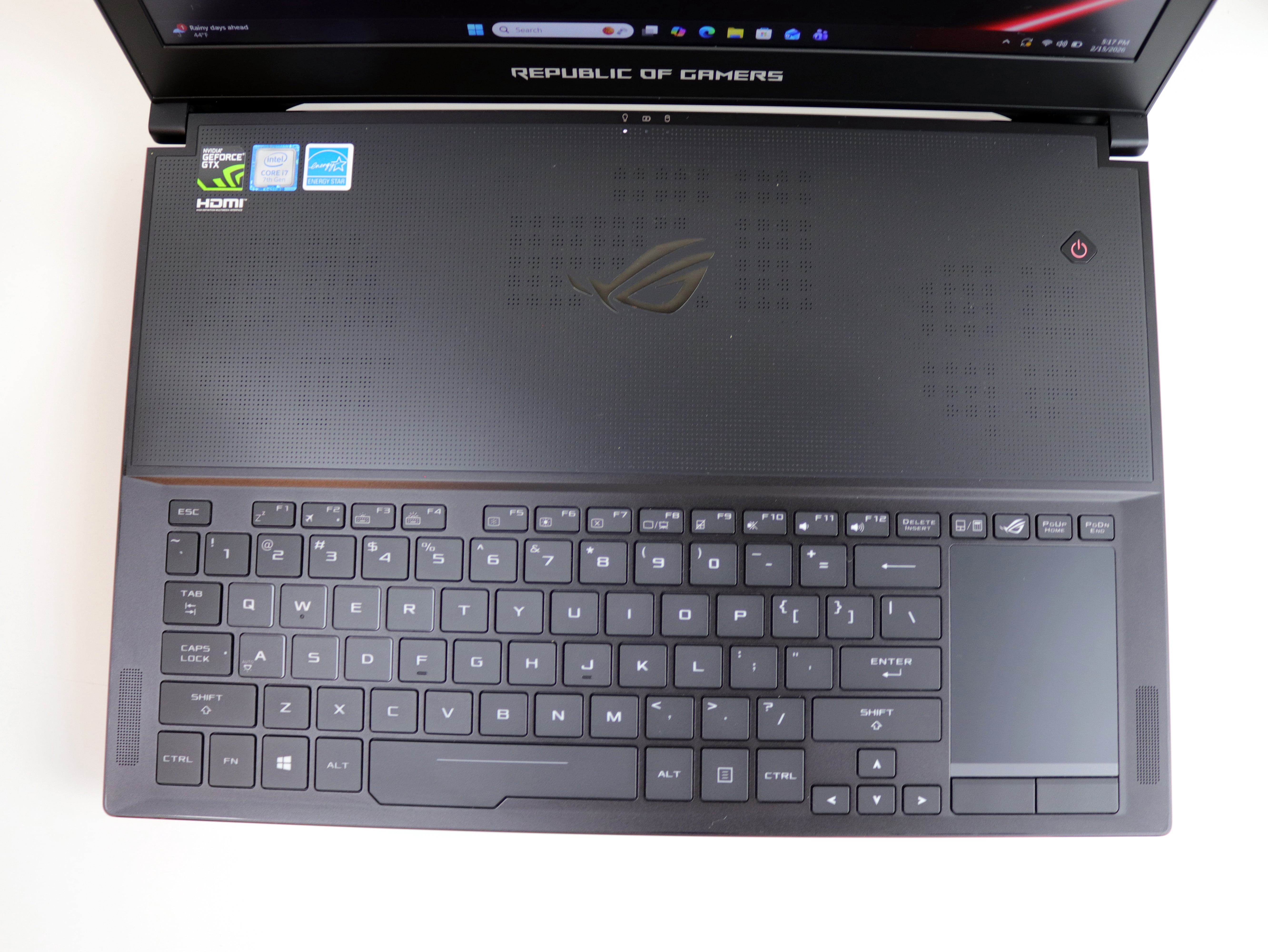 ASUS ZEPHYRUS GX501VI 15.6 Laptop i7-7700HQ 16GB RAM 512GB SSD 8GB NVIDIA GTX 1080 Windows 11