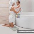 thumbnail image 2 of Almohadilla de baño para bebés PandaEar Comfort para rodillas y codos, color gris, 2 of 7