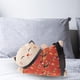 thumbnail image 1 of Almohada de cintura gato de la suerte Macarena Lavable, 1 of 8