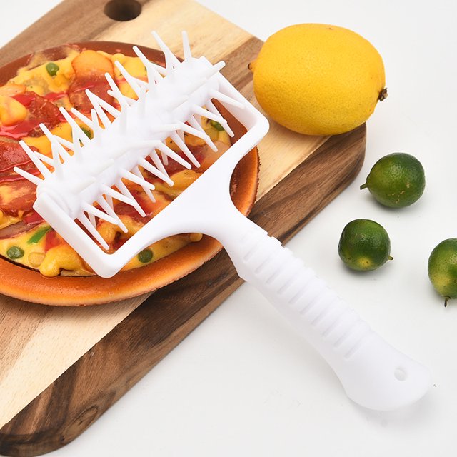 Rodillo de repostería Docker para pizza con herramienta de acoplamiento para pizza para el hogar y la cocina comercial - Accesorios para hacer pizza que evitan que la masa se ampolle, negro Shuxiu Wang 8390615160155