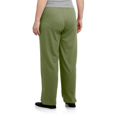 white stag knit pants with pockets