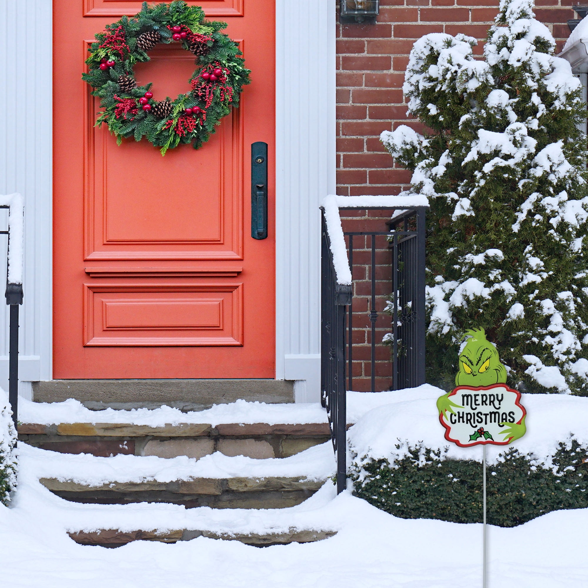 Dr. Seuss The Grinch “Merry Christmas” Yard Stake – Outdoor Holiday Decoration
