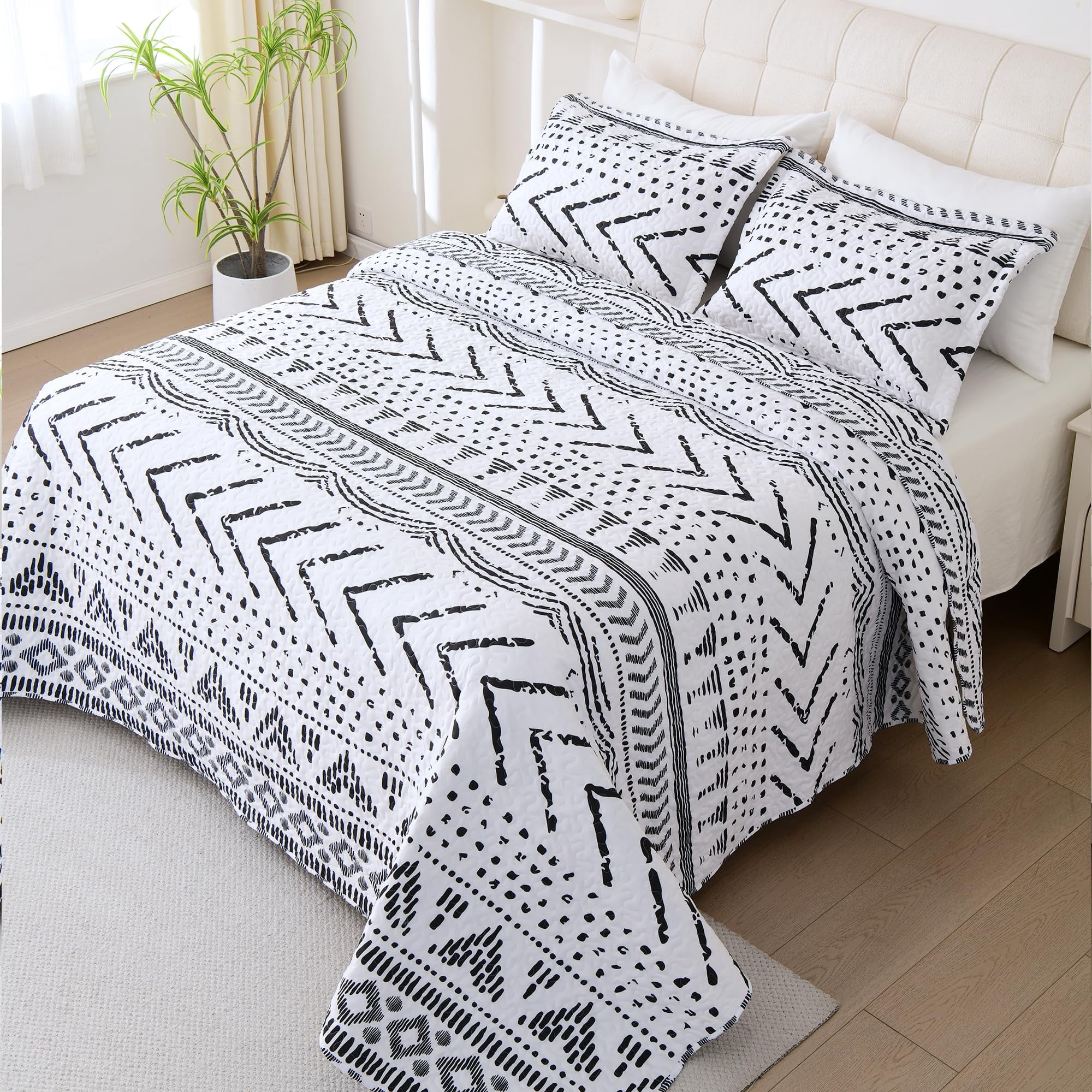Evenhug Quilt Set 3-Piece Queen Black Stripe Bedding Set Microfiber Quilt Bedding Set With 2 Pillow Shams