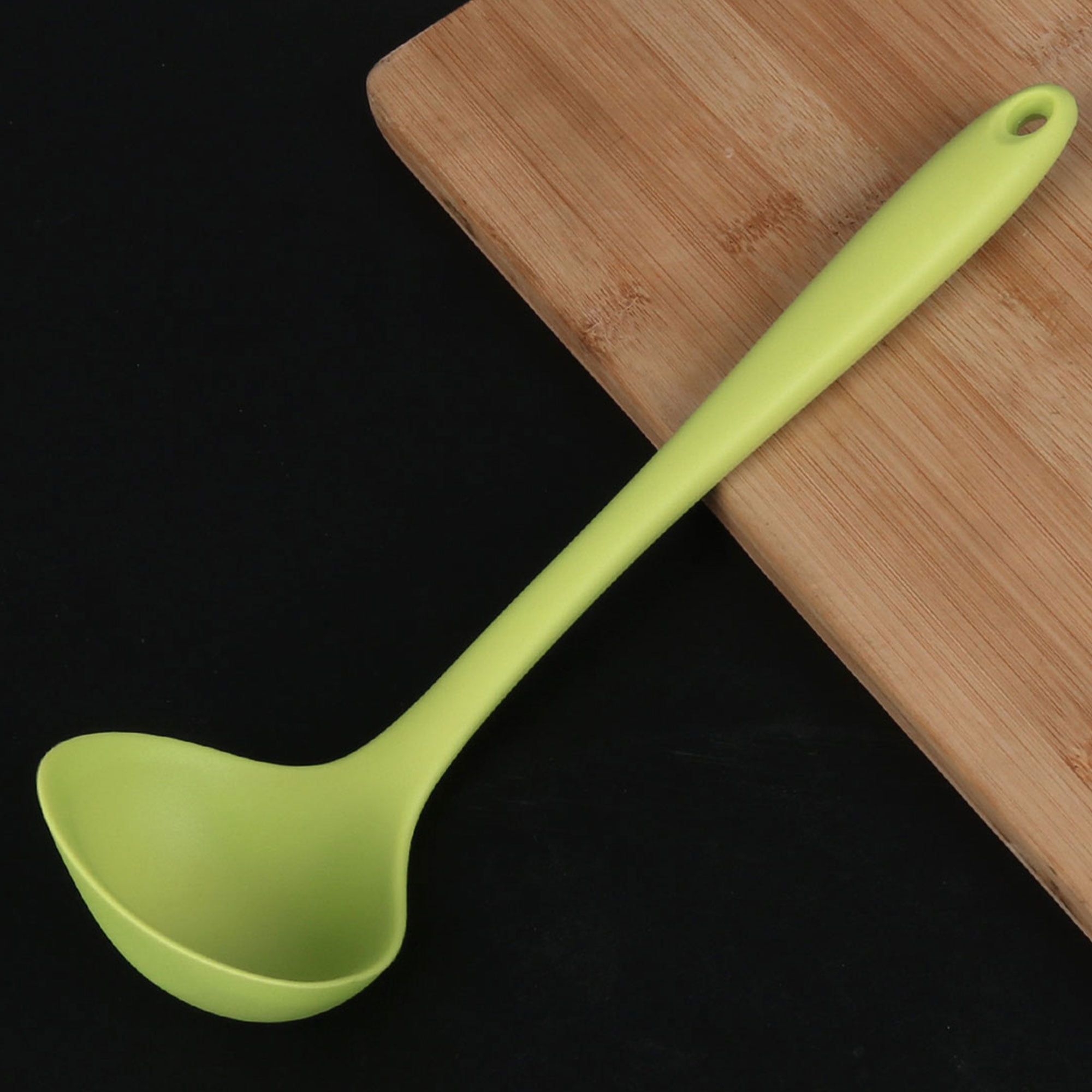 11.6 Inch Silicone Soup Ladle Spoon Restaurant Kitchen Scoop Utensil Cooking Supplies Light