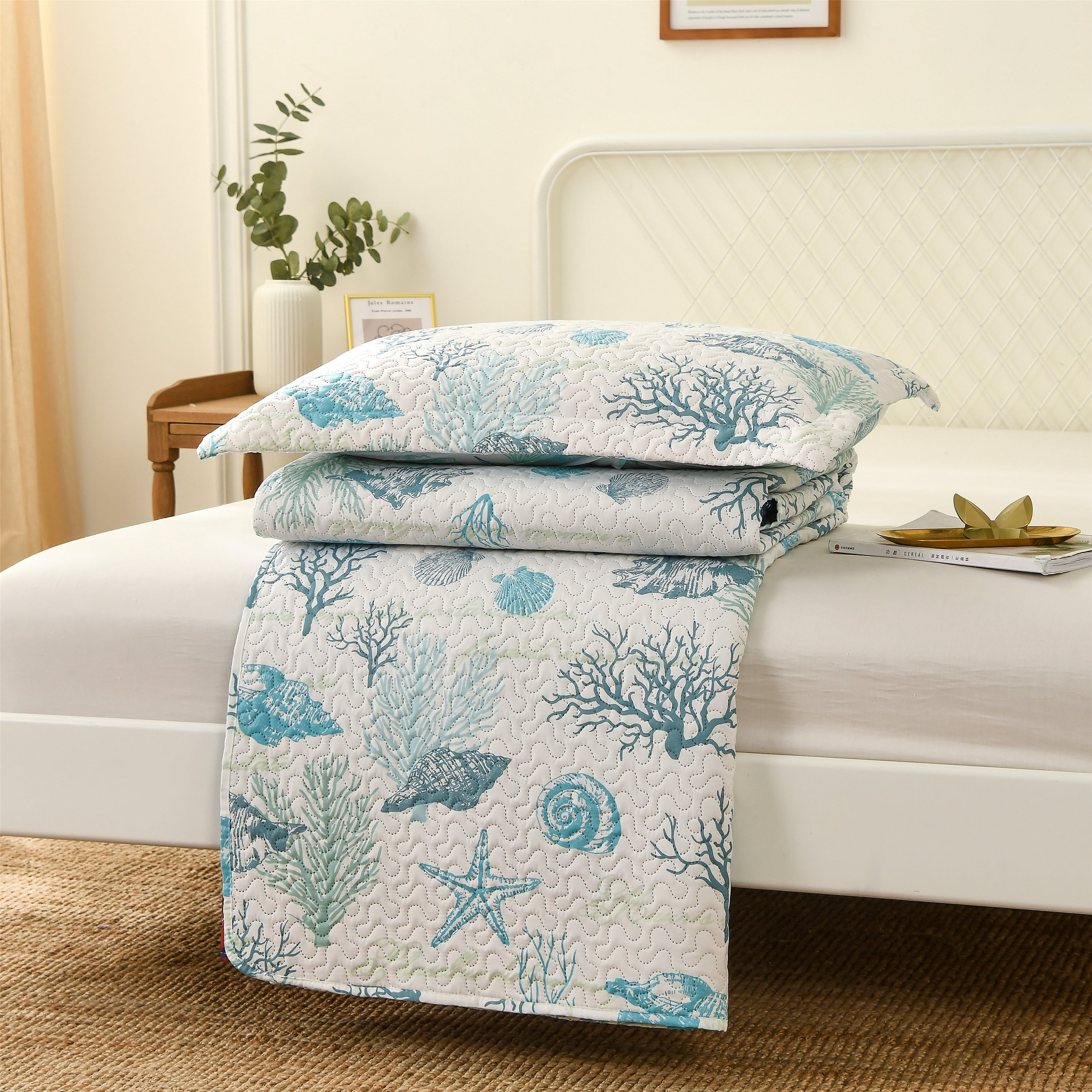 Green Essen King size Bedspread Bedding White Lightweight Quilt Microfiber Reversible Coverlet Green grass conch quilt