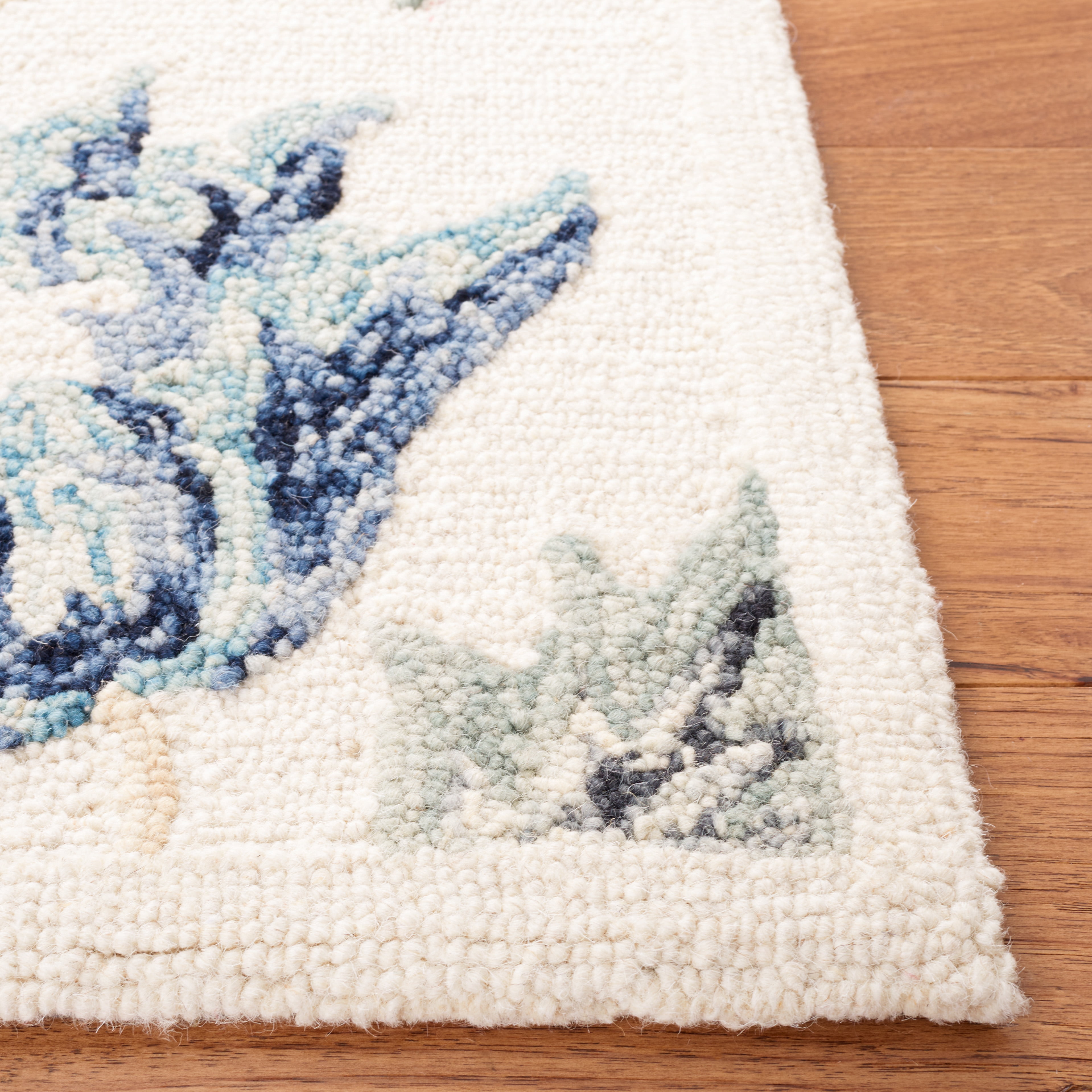 Safavieh Metro Naira Floral Area Rug, Ivory/Gray, 6' x 6' Square