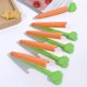 thumbnail image 4 of Clips de sellado de bolsas de comida con temática de zanahoria | Clips magnéticos para bolsas de aperitivos | Cubierta abatible a prueba de polvo | Material de polipropileno | Seguro e inodoro |, 4 of 7