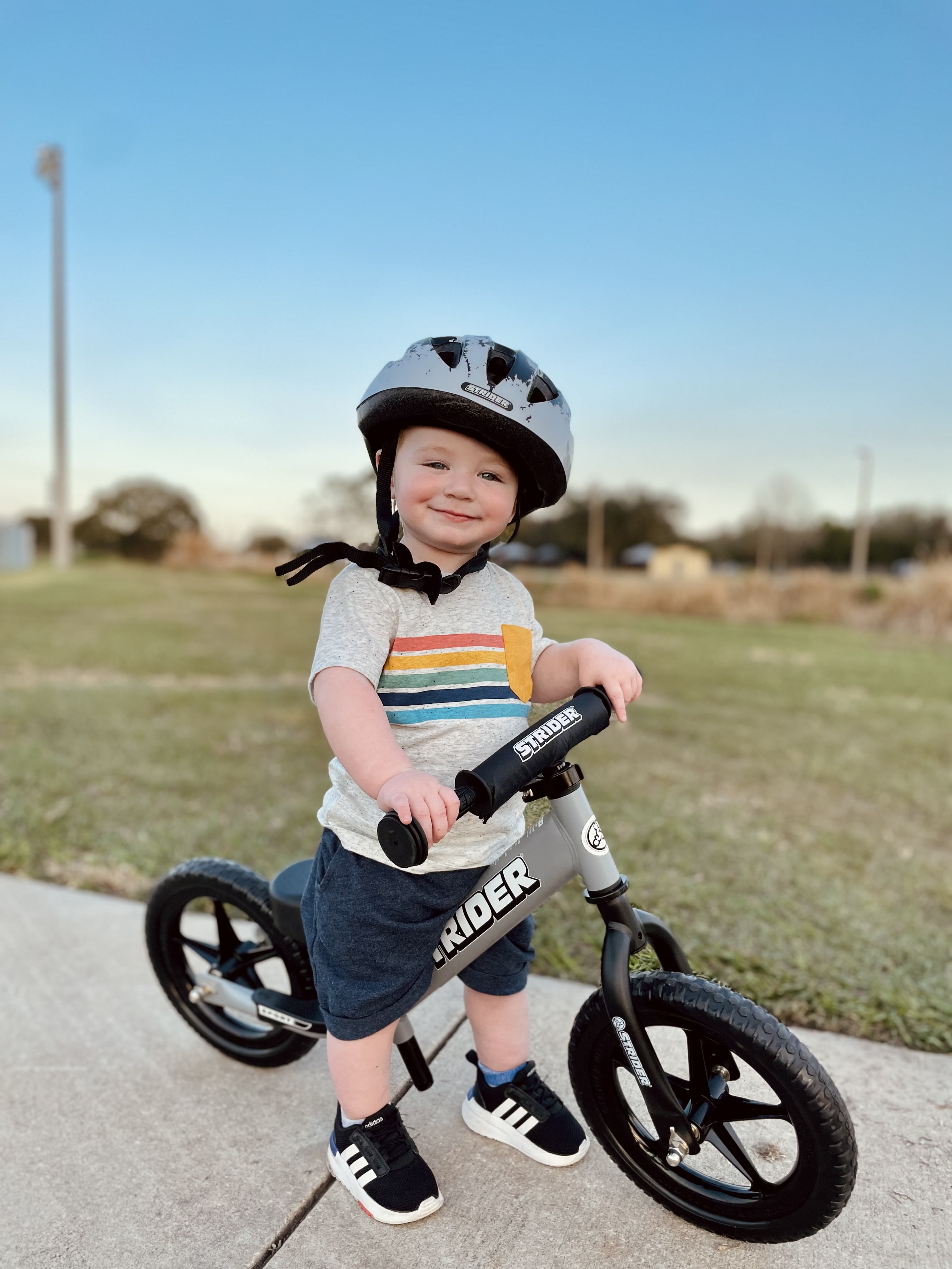 Strider - 12 Sport Balance Bike, Ages 18 Months to 5 Years - Matte Gray