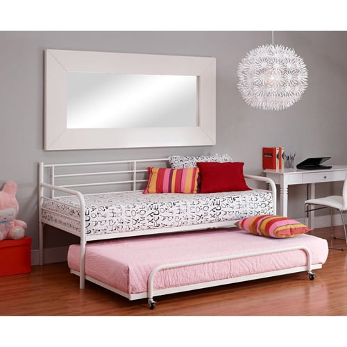 Metal Daybed with Trundle, White