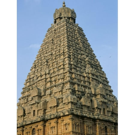 A 10th Century Temple of Sri Brihadeswara, Unesco World Heritage Site, Thanjavur, India Print Wall Art By Occidor (Best Site To Send Gifts To India)