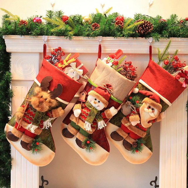 Bolsa de regalo con adornos navideños de seda verde Calcetines navideños con patrón de muñeco de nieve anciano Calcetines navideños tridimensionales
