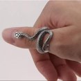thumbnail image 5 of Anillo único con patrón de serpiente con patrón negro - plata ajustable talla única, 5 of 5