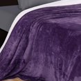 thumbnail image 3 of Couverture en Sherpa Taille Simple Prune 480GSM Couverture en Peluche Réversible pour Lit et Canapé, 3 of 7