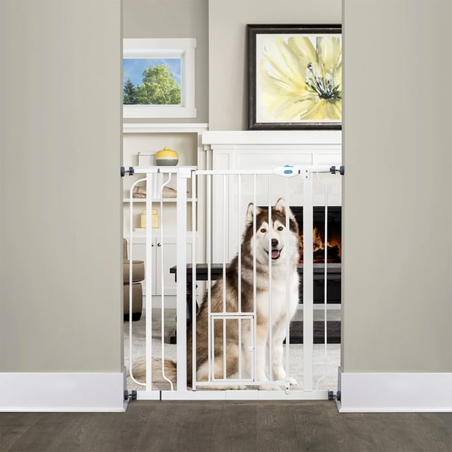Carlson Pet Products 36 Inch Extra Tall Pet Gate w/ Lift Handle & Door, Platinum