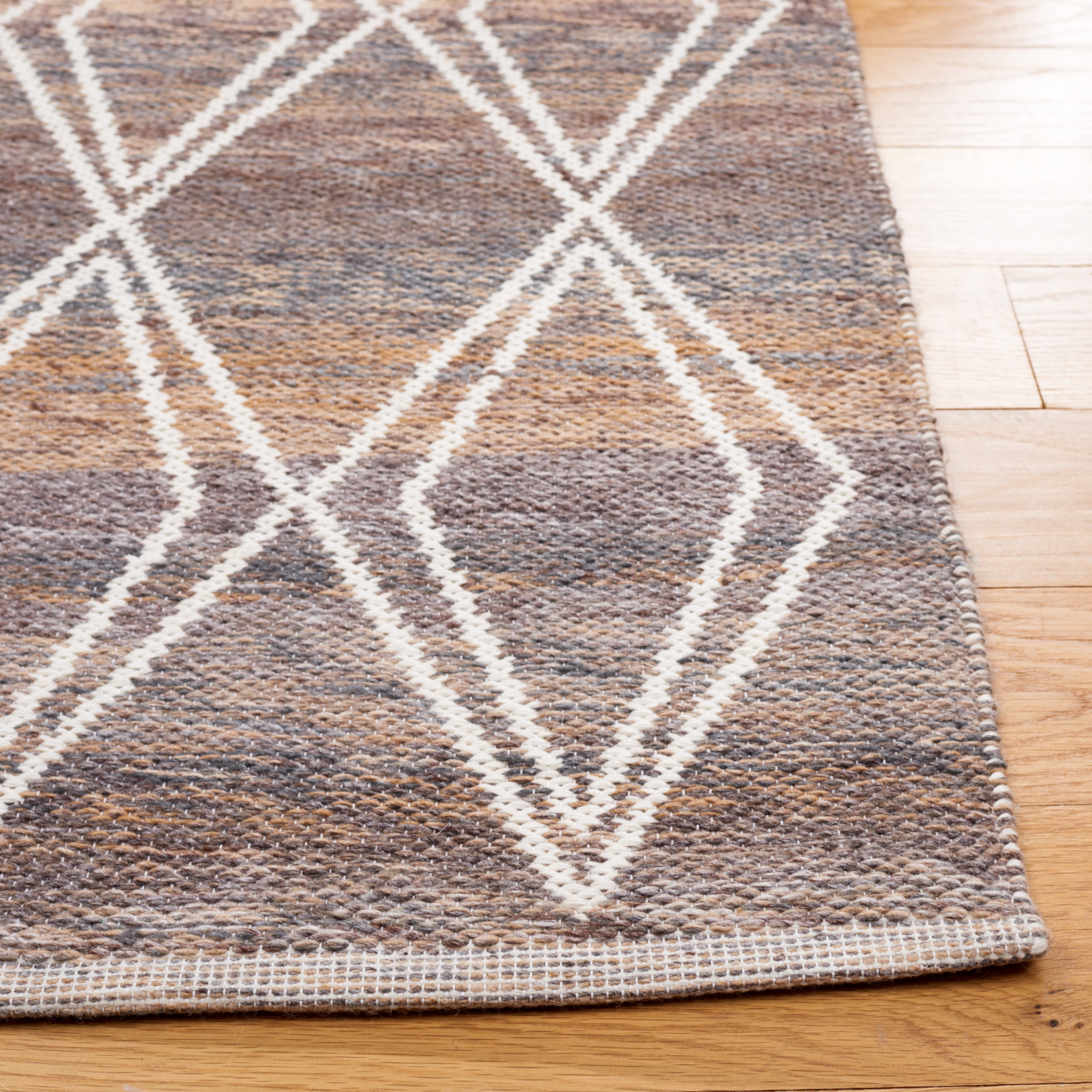 SAFAVIEH Kilim Vincent Diamond Polyester Area Rug, Brown/Grey, 5' x 8'
