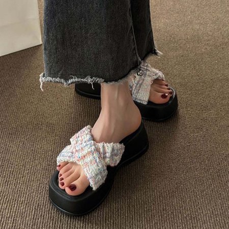 

Aoujea Comfortable Sandals for Women Casual Beach Casual Platform Slippers Thick Bottom Wedged-heel Fashion Square-head Slippers Beige 6