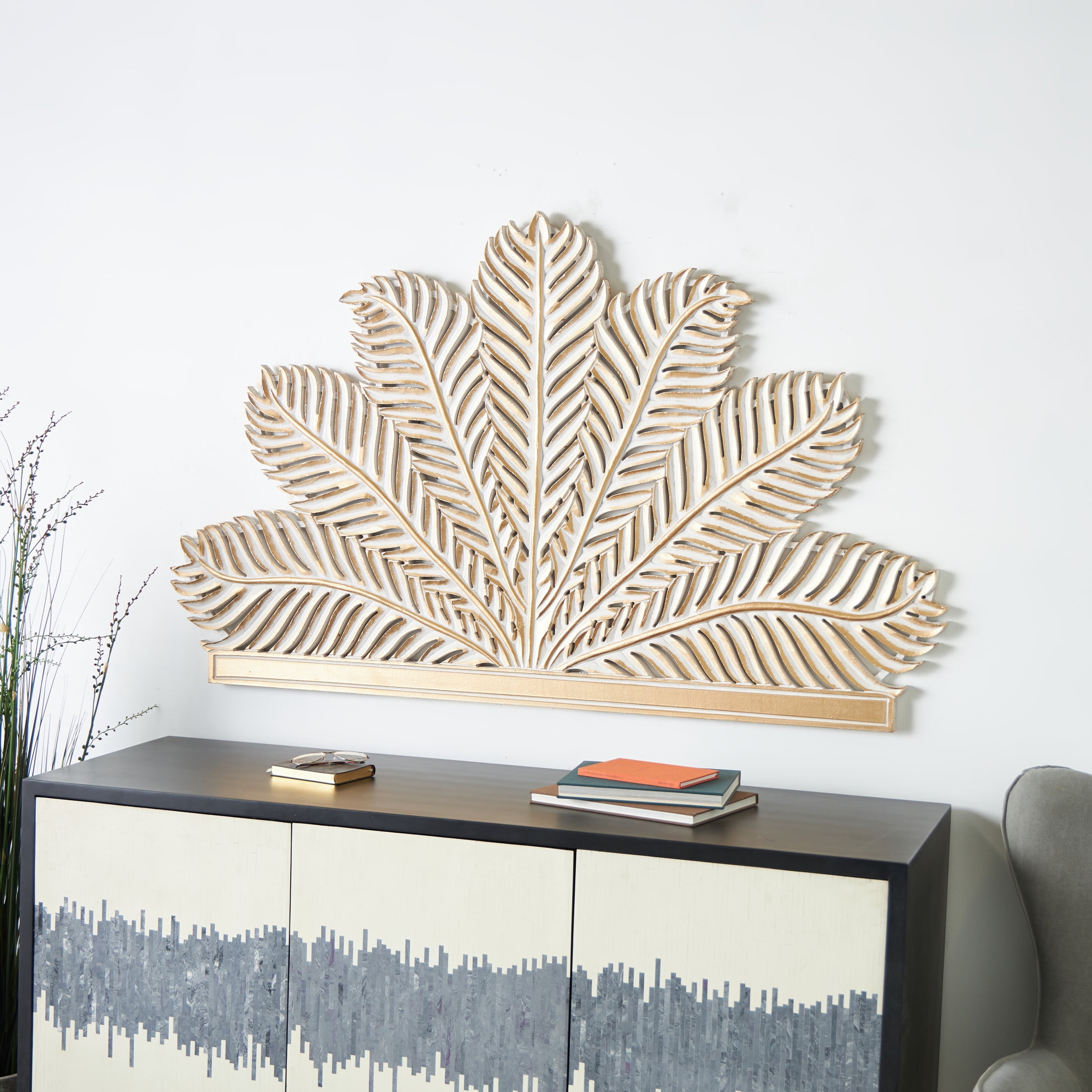 DecMode Gold Wooden Leaf Panel Palm Tree Wall Decor with White Accents