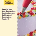 thumbnail image 4 of Kit de suministros para decoración de tartas Wilton, 46 piezas, con estuche de almacenamiento, 4 of 6
