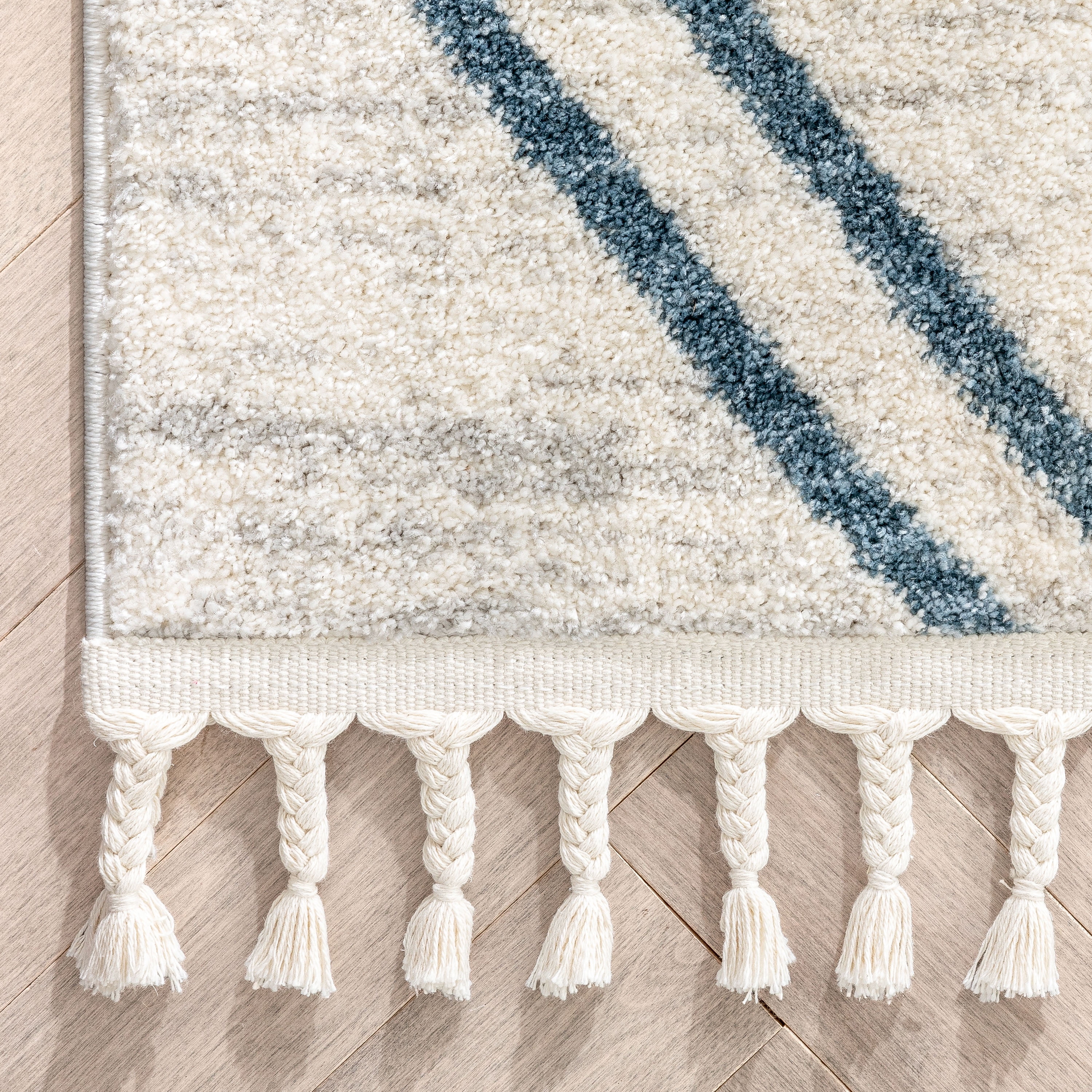 Well Woven Kennedy Chevron Area Rug, 6.58' x 9.25', Cotton Fringe For Authentic Look, Super Soft Pile, Durable, Easy To Clean