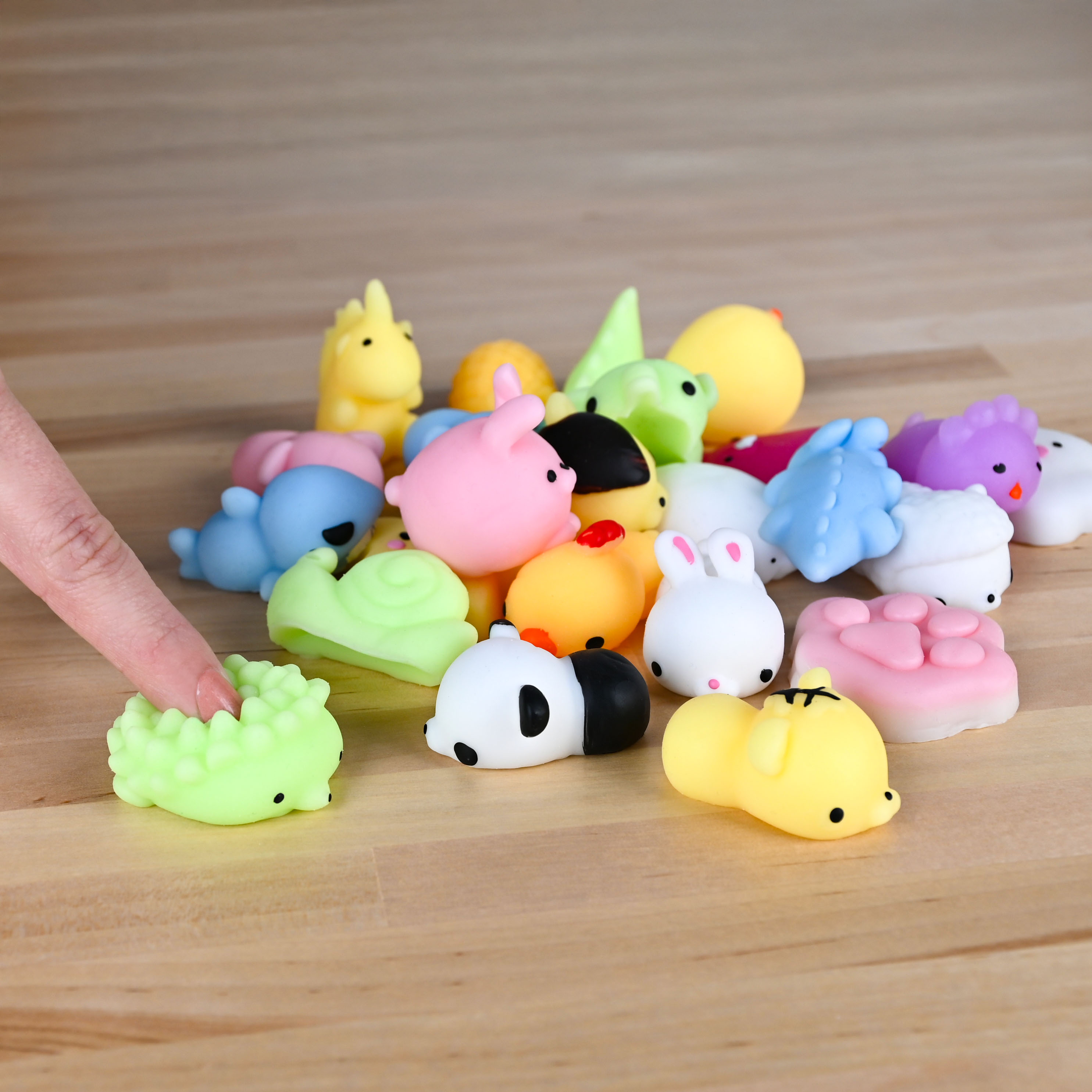 Giggle Zone Mini Mochi Squishies, 24 Piece Multicolor Set photo 3
