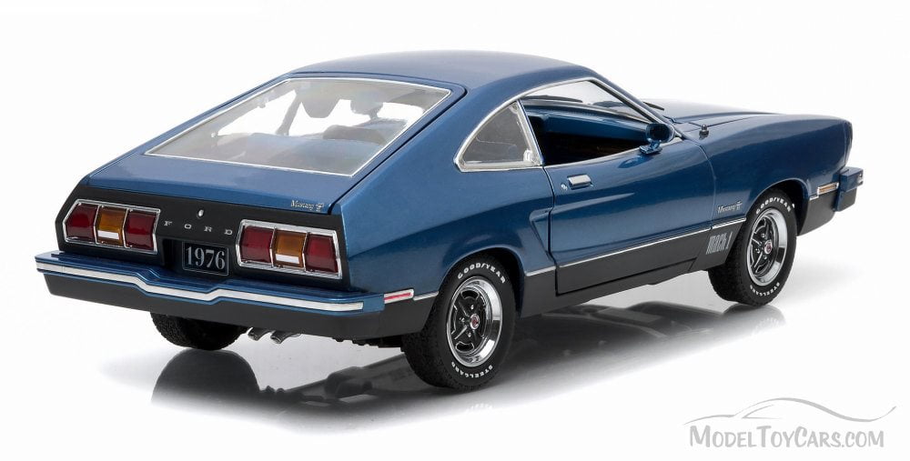 1976 Ford Mustang II Mach 1, Blue w/ Black - Greenlight