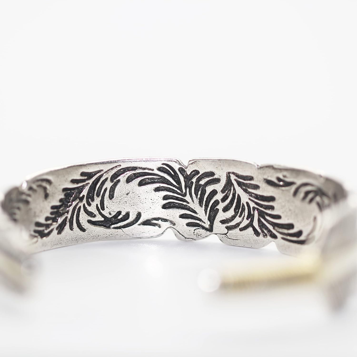 Leander S999 Antique Silver Plated Wide Feather Cuff Bracelet For Men Women Adjustable Retro Twisted Feathers Bracelets Gift Jewelry