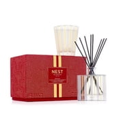 Nest Fragrances Holiday Candle & Diffuser Set