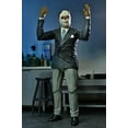 thumbnail image 3 of Universal Monsters Figurine Articulée de 7 Pouces Ultimate - Invisible Man, 3 of 9