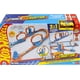 thumbnail image 1 of Set de atletismo para coches de juguete Hot Wheels Triple Loop con vehículo 1:64., 1 of 6