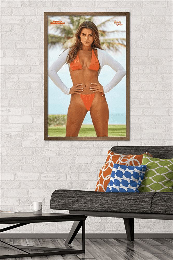 Sports Illustrated: Swimsuit Edition - Brooks Nader 21 Wall Poster, 22.375" x 34" Framed