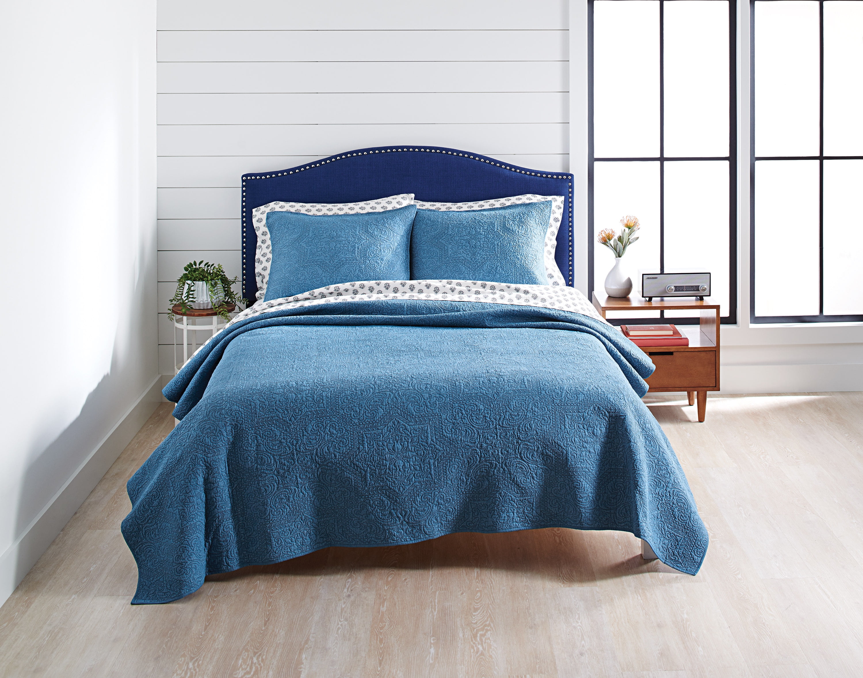 Better Homes & Gardens Chambray King Quilt