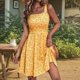 thumbnail image 2 of Vestidos de Verano para Mujer 2025, Moda con Curvas, Vestidos Florales, Ropa para Vacaciones en la Playa. Flor Amarilla M, 2 of 3