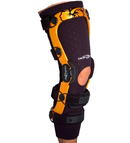 Donjoy Kids Neoprene Knee Sleeve W/Patella Donut Captain America