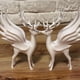 thumbnail image 3 of Figura de ciervo invernal alado | Delicadas astas y plumas | Decoración mística de cuento de hadas para repisa, escritorio o estantería | Decoración navideña y para todo el año, 3 of 3