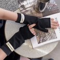 thumbnail image 1 of Guantes de medio dedo para mujer, otoño e invierno, estilo coreano, versátiles, de color sólido, de lana, cálidos, a prueba de frío, con dedos abiertos, guantes de punto de lana con pantalla táctil, 1 of 6