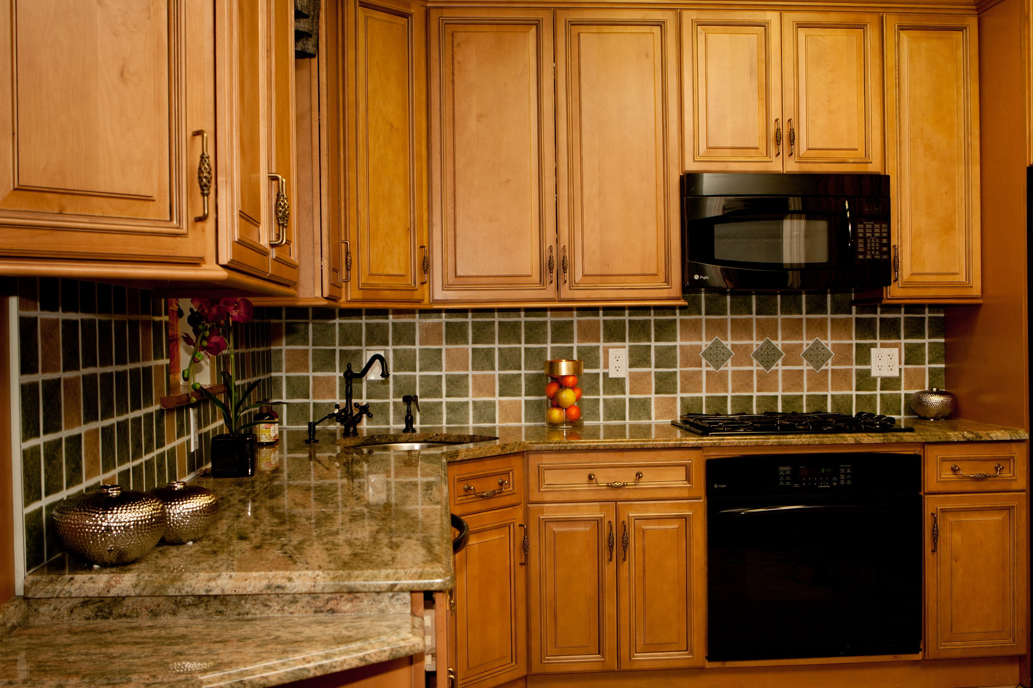 Achim Nexus 4x4 Self Adhesive Vinyl Backsplash Wall Tile - 27 Tiles/3 sq. Ft.