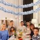 thumbnail image 1 of Adorno navideño de cinta de lana con pentagrama para árbol de Navidad. Ideal para decorar fiestas de cumpleaños., 1 of 7