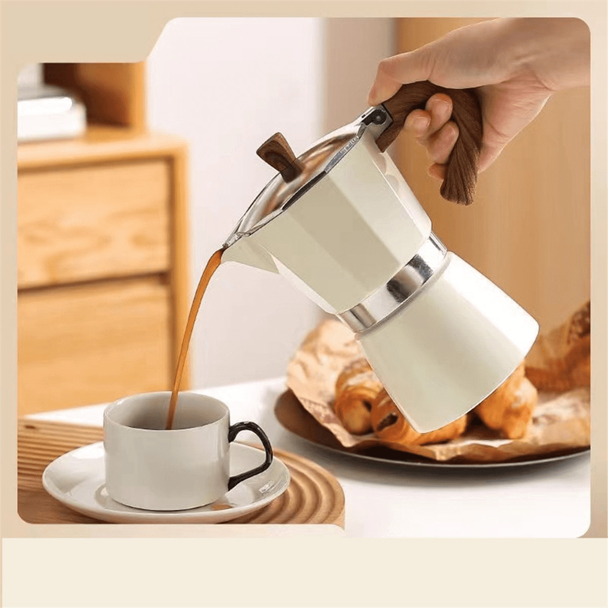 moka✕4 Bialetti Moka Induction Stovetop Coffee Maker, 4 Cups – ECS