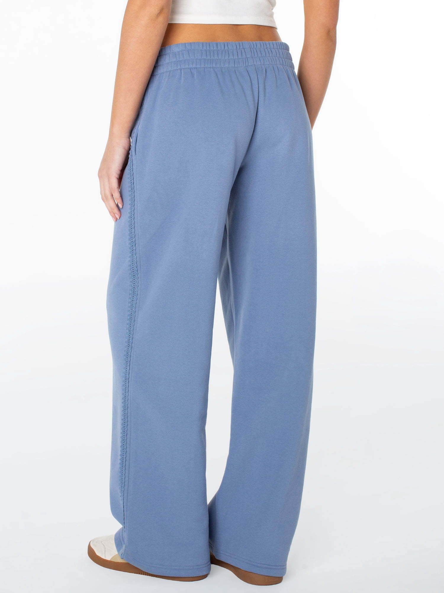 Celebrity Pink Women's and Women's Plus Fleece Wide Leg Sweatpant, Sizes XS-4X