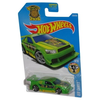 Hot Wheels HW Workshop (2013) Green '71 Plymouth Road Runner Toy