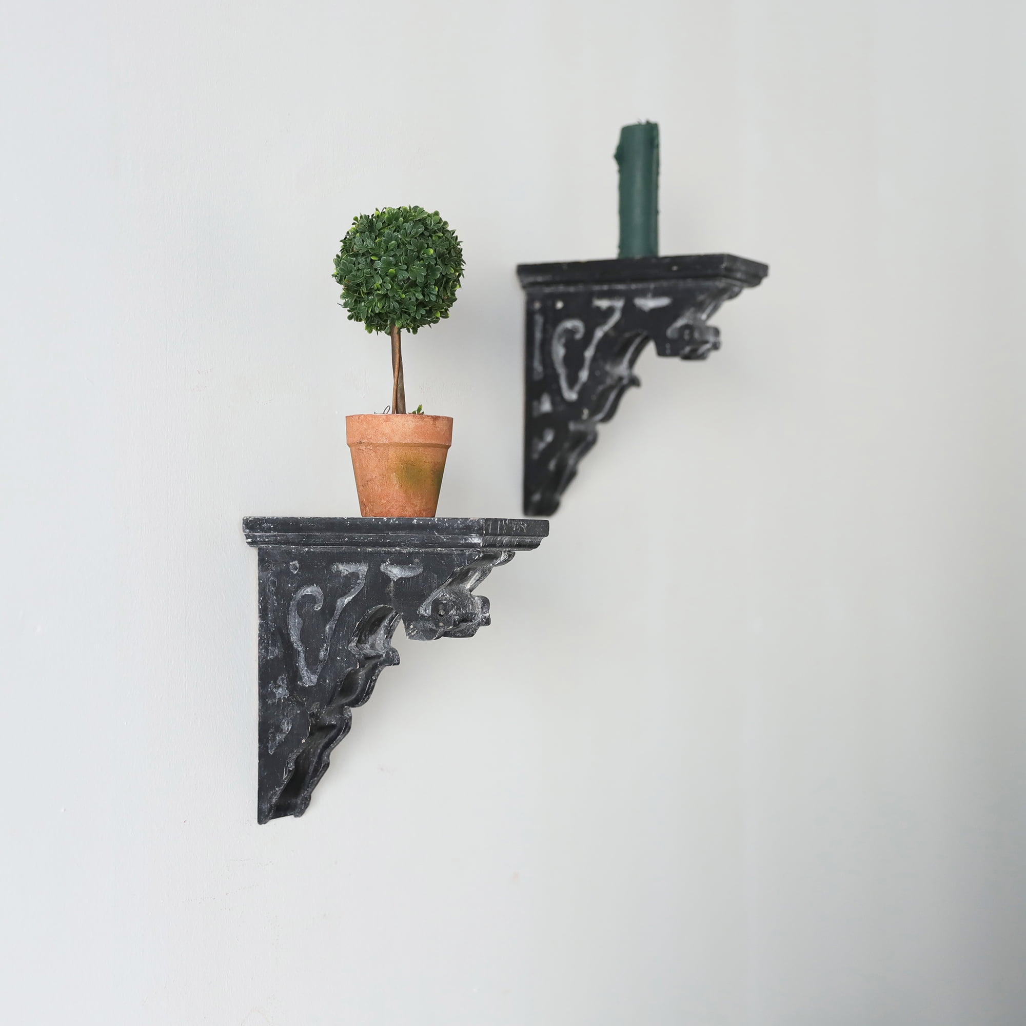 Wood Corbels Sets of 2 Wooden Shelf Brackets Corbels for Shelf Shabby Wood Corbel Brackets Vintage Style, 3.1" x 7.2" x 7.8"，Black