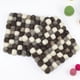 thumbnail image 1 of Conjunto de posavasos de bolas de fieltro, posavasos de fieltro, posavasos de fieltro de lana, posavasos de fieltro, posavasos arco iris, posavasos de té, regalo para ella, regalo de vacaciones, 1 of 4