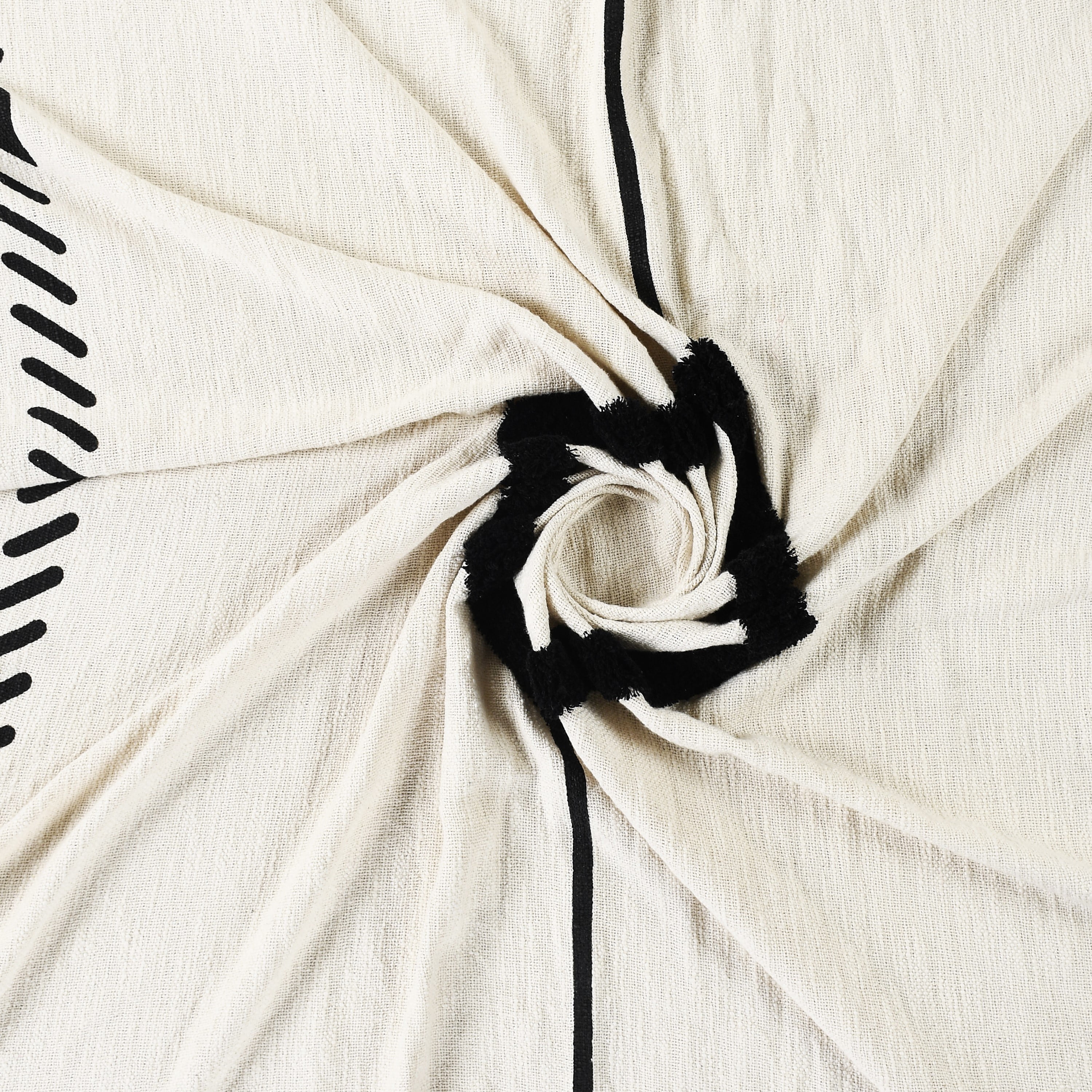 LR Home Cream and Black Bordered Diamond Cotton Throw Blanket, 50" x 60"