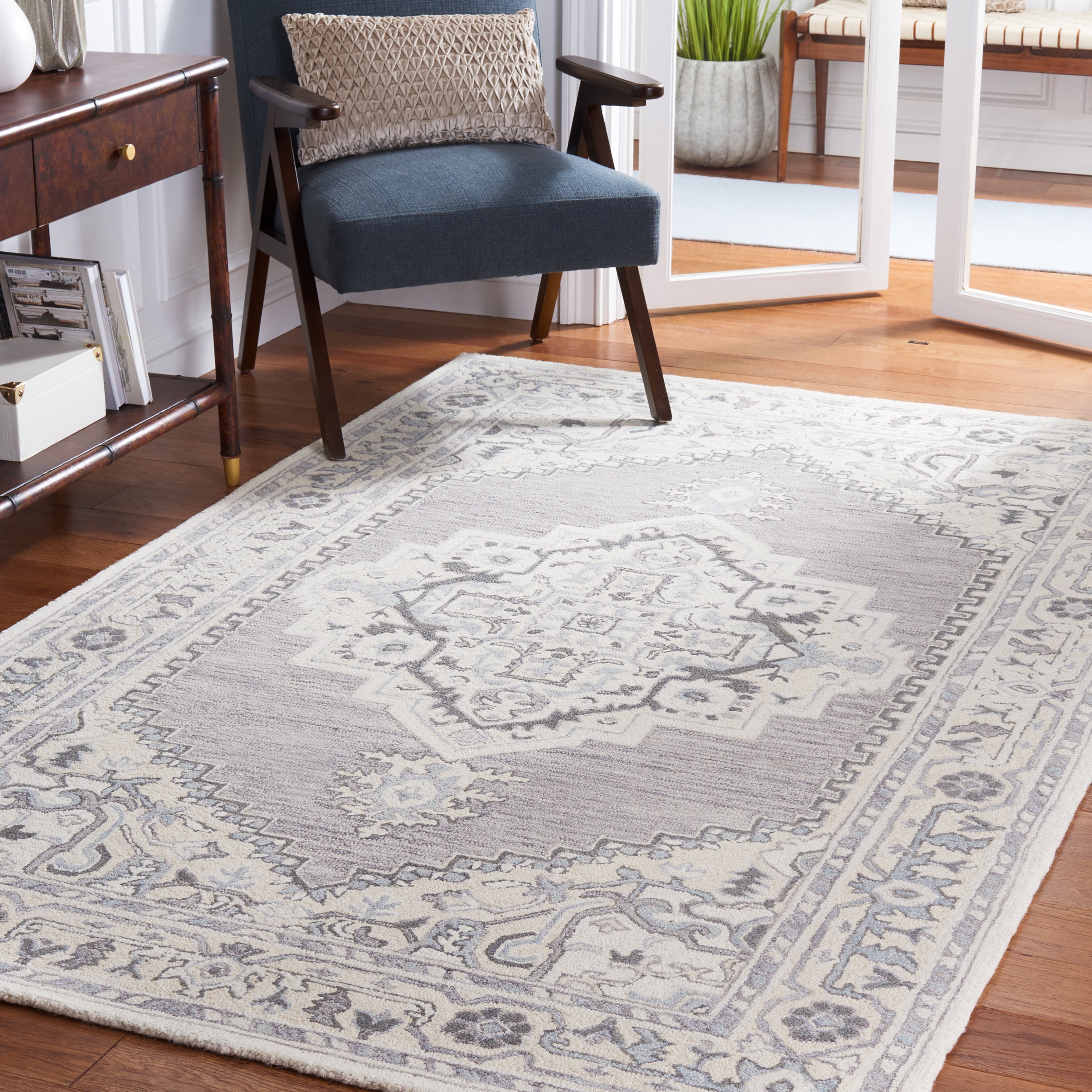 SAFAVIEH Metro Bevis Medallion Area Rug, Grey/Ivory, 4' x 6'