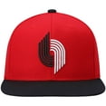 thumbnail image 2 of Men's Mitchell & Ness Red/Black Portland Trail Blazers Hardwood Classics Team Two-Tone 2.0 Snapback Hat, 2 of 5