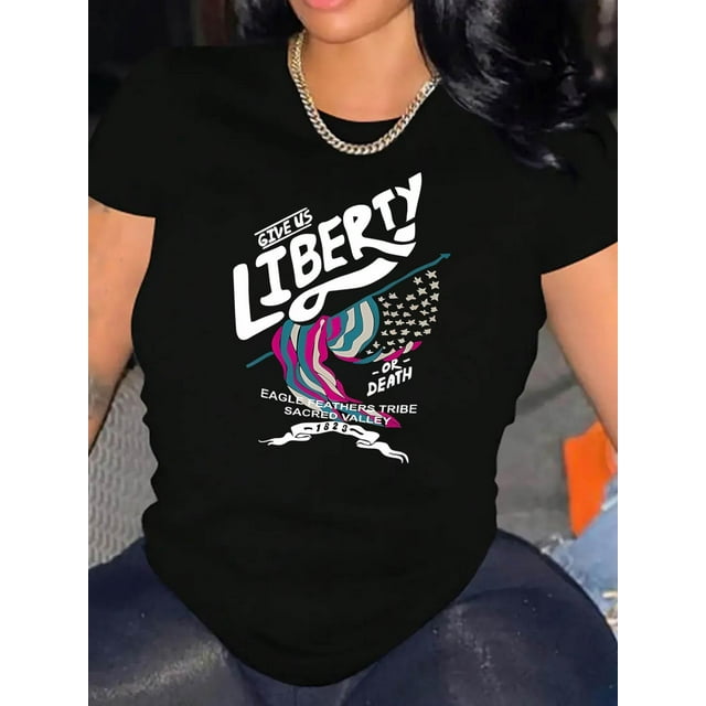 Camiseta Suelta para Mujer Primavera VeranoWomen's Patriotic "Liberty" Graphic Tee - Casual Short Sleeve T-Shirt with Bold Flag Design, Comfortable Summer Top for Casual Attire, Country T ShirtsFath