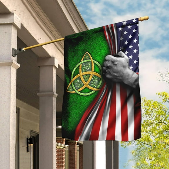 Celtic Trinity Knot - Irish Flag - House Flag (29.5" x 39.5")